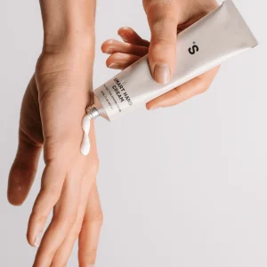 SISTERS AROMA - CREMA MANI - SALE MARINO 30ml